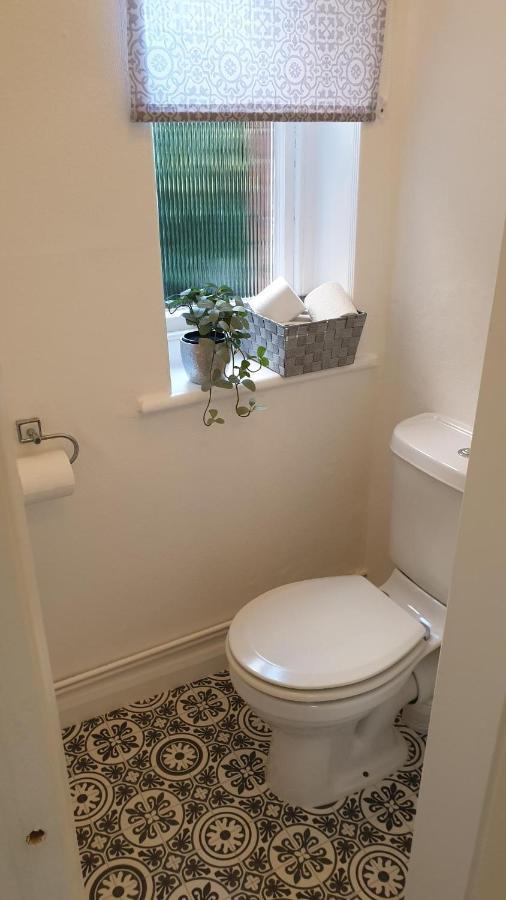 Beautiful Garden Apartment In Leafy St Leonards 5 Mins To Beach Exteriör bild