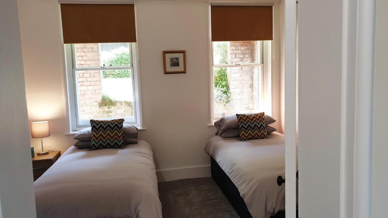 Beautiful Garden Apartment In Leafy St Leonards 5 Mins To Beach Exteriör bild