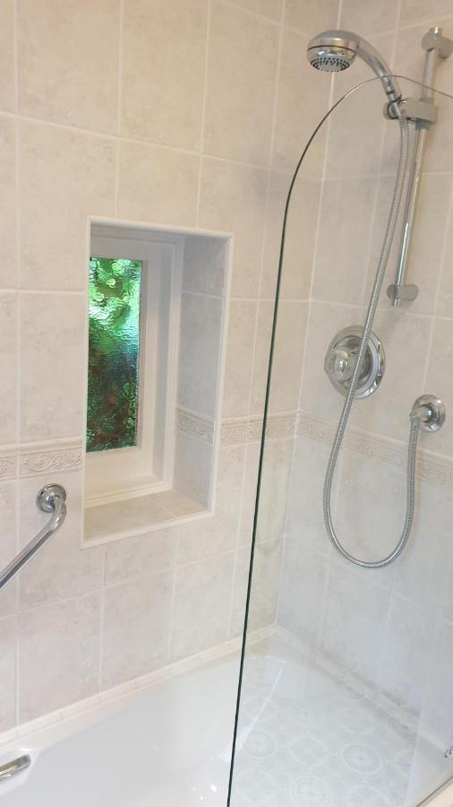 Beautiful Garden Apartment In Leafy St Leonards 5 Mins To Beach Exteriör bild