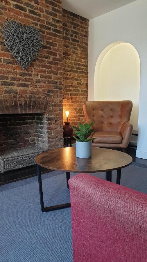 Beautiful Garden Apartment In Leafy St Leonards 5 Mins To Beach Exteriör bild